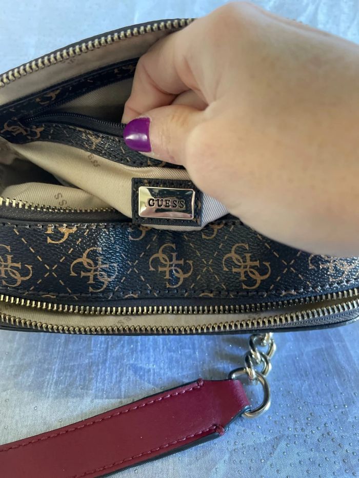 Sac Guess - Très bon état - photo numéro 3