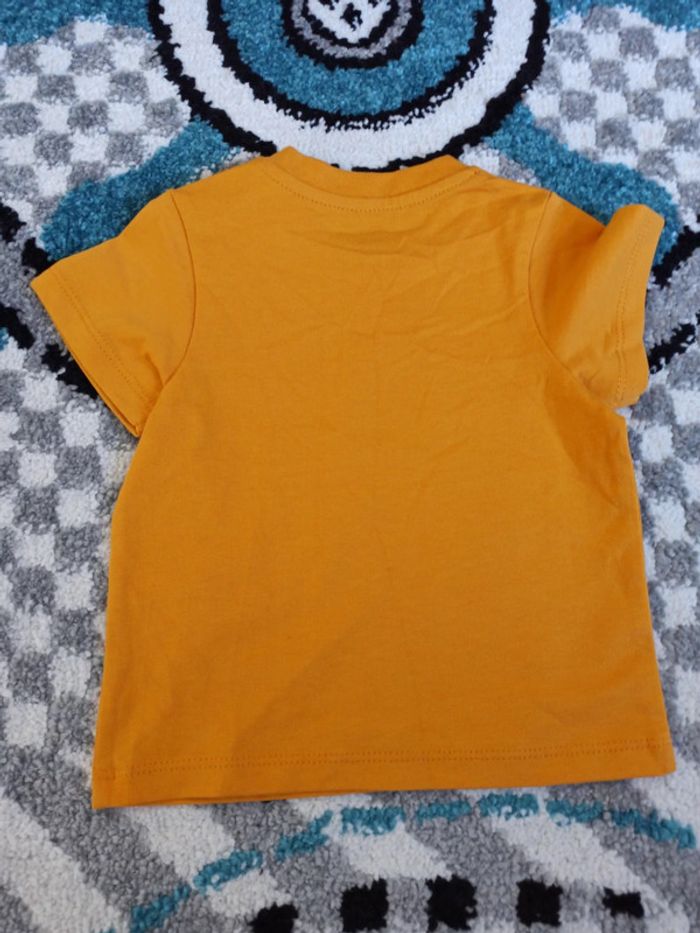 T-shirt manches courtes NEUF 3 mois - photo numéro 3