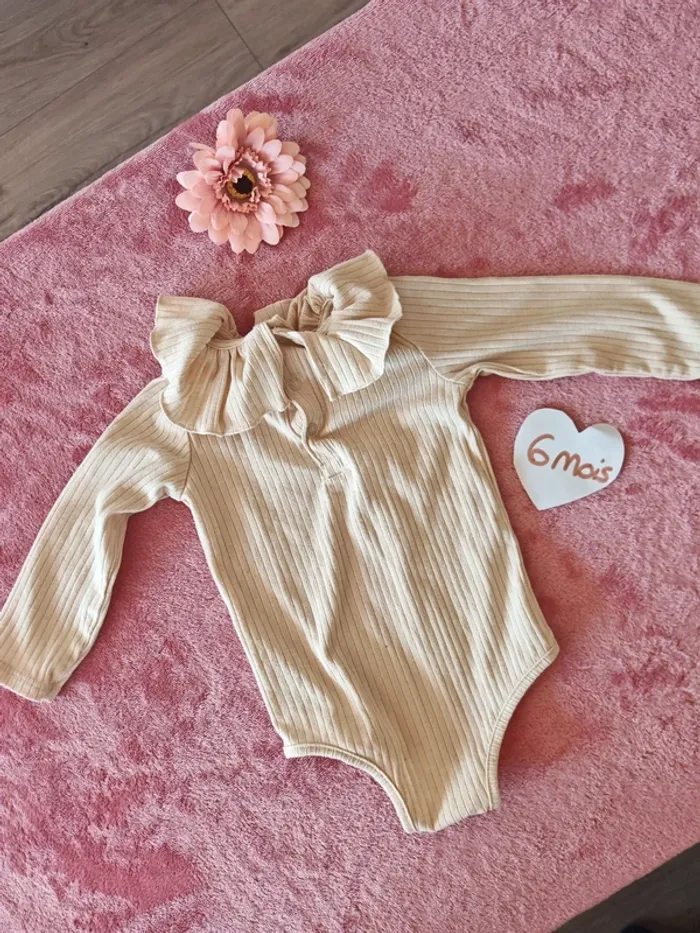 Body beige - photo numéro 2