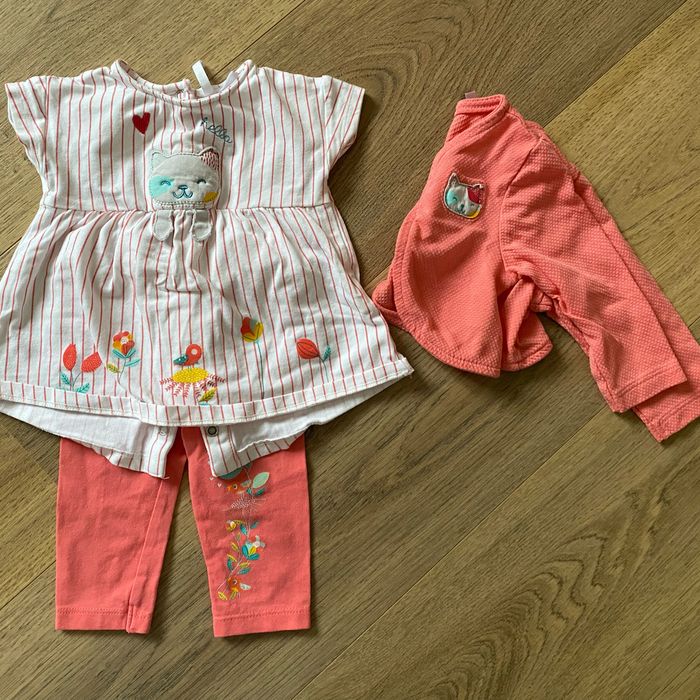 Lot vêtements fille 3 mois - photo numéro 5