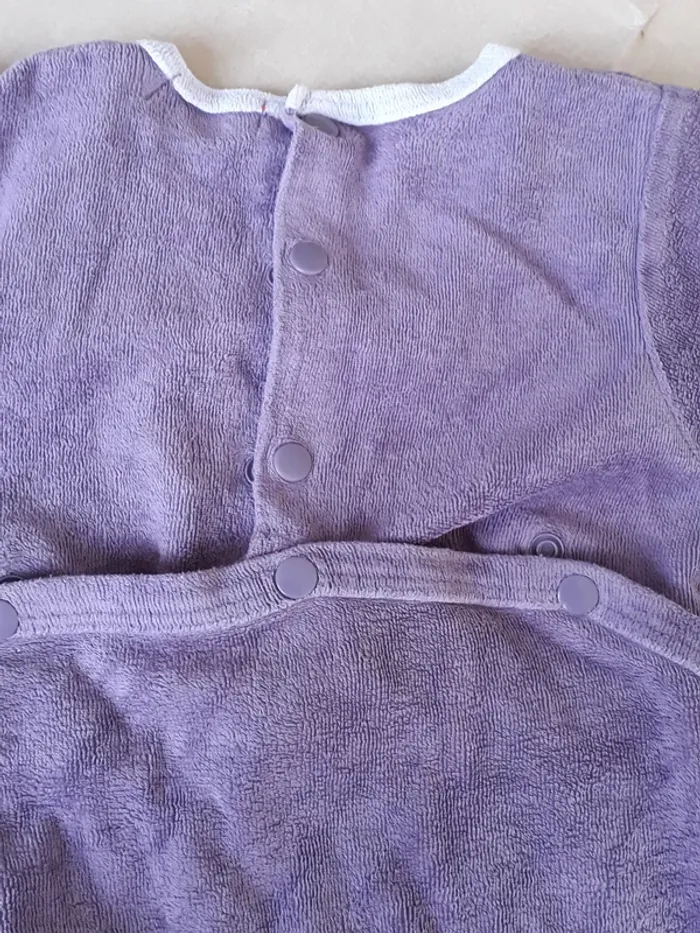 Pyjama / Grenouillère velours 12 Mois - photo numéro 6