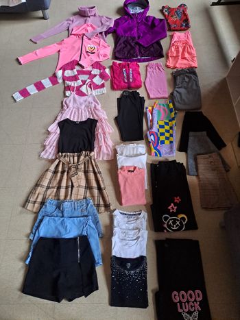 Lot de vêtements fille / T. 10 ans / 30 pièces / Différentes marques / Très bon état