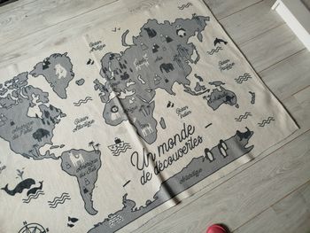 Tapis enfant carte du mobde