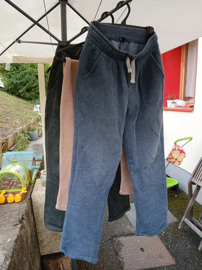 Lot pantalons jumeaux triplé