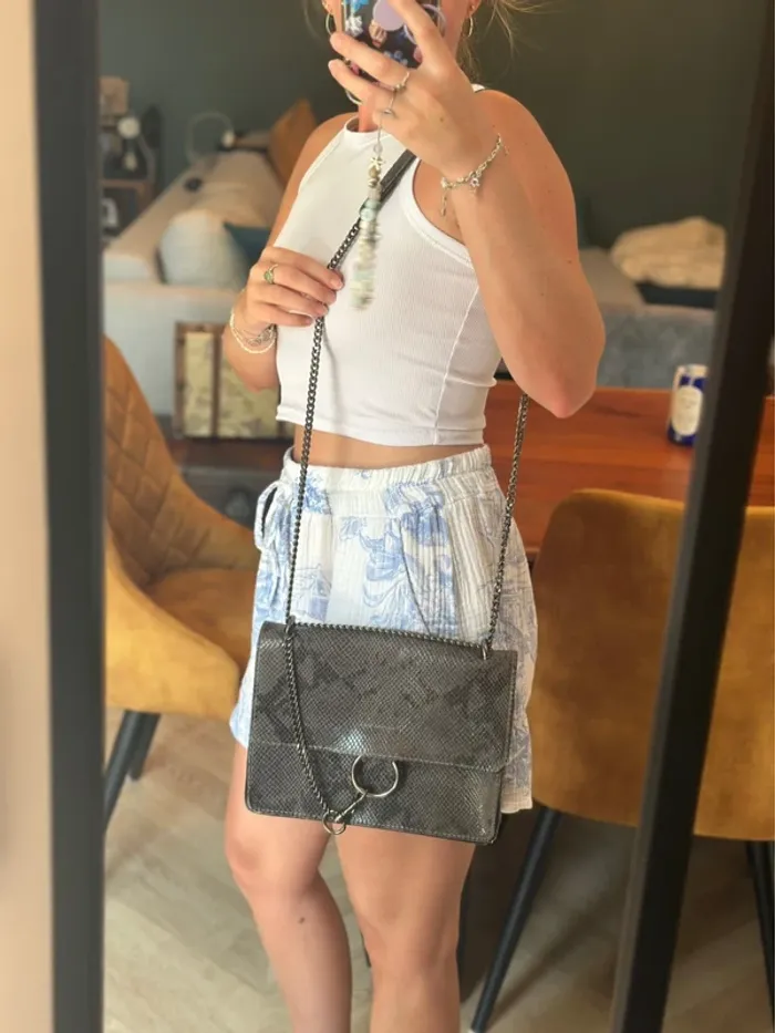 Sac en cuir imprimé python noir et gris – Chaîne métal ajustable – Borse in Pelle - photo numéro 7