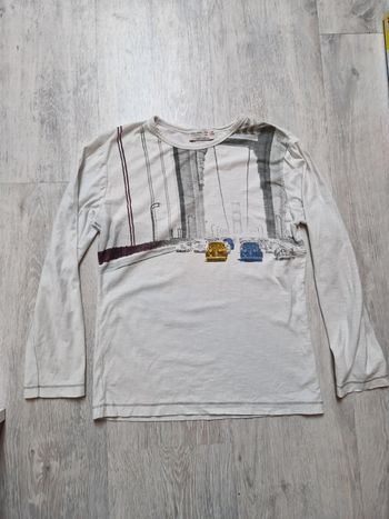 Tee-shirt manches longues Zara 8 ans pont et voitures