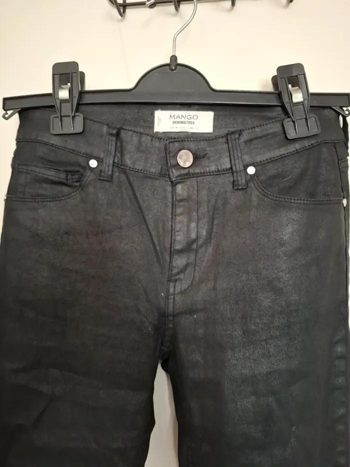 Pantalon noir brillant mango - photo numéro 2