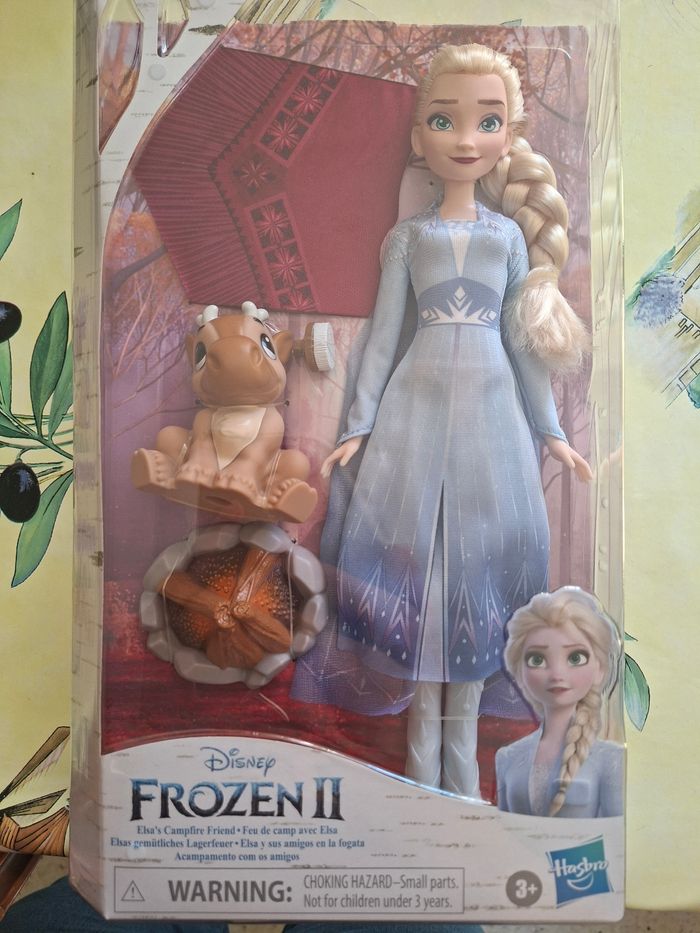 Frozen II - Feu de camp avec Elsa