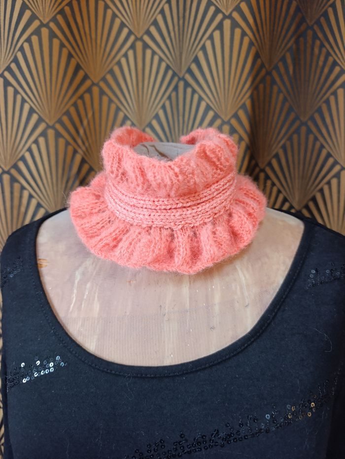 Foulard écharpe Col à volants corail ruffled collar - photo numéro 1