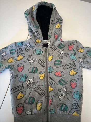 Veste grise à zip  Marvel avengers