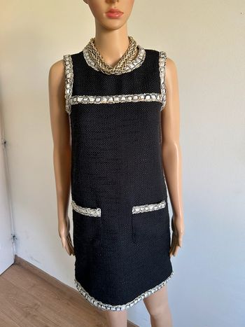 Robe noire épaisse sans manches Molly Bracken taille XS jamais portée