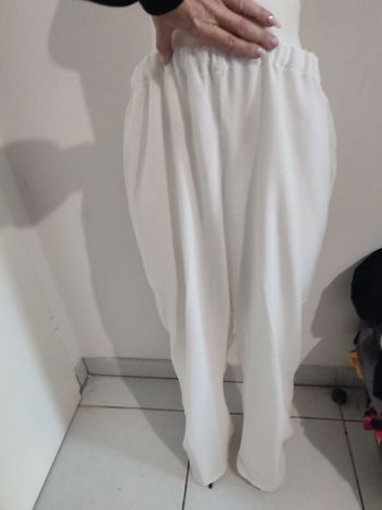 #kytie44femme. Pantalon taille 44/46