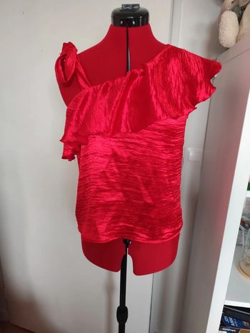 Haut asymétrique