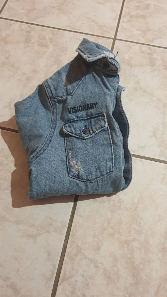 Veste en jean bleue enfant
