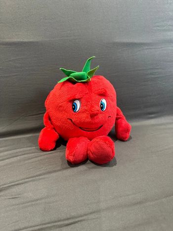 Peluche rouge tomate