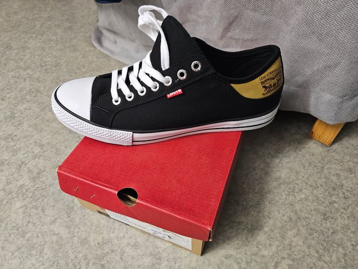 Levi's basket stan buck pointure 45 homme neuve avec boite 55e