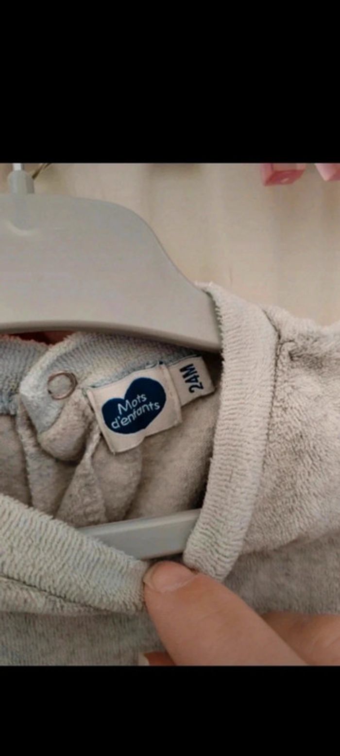 🩶Babygros gris motif phoque 24 mois Mots d'enfants - photo numéro 3