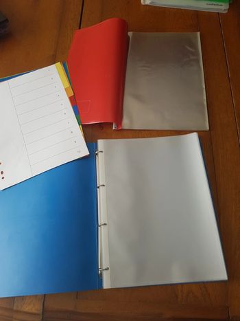 Lot petit classeur souple + porte vue + pochette