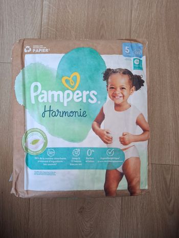 Paquet de couches Pampers Harmony neuf
