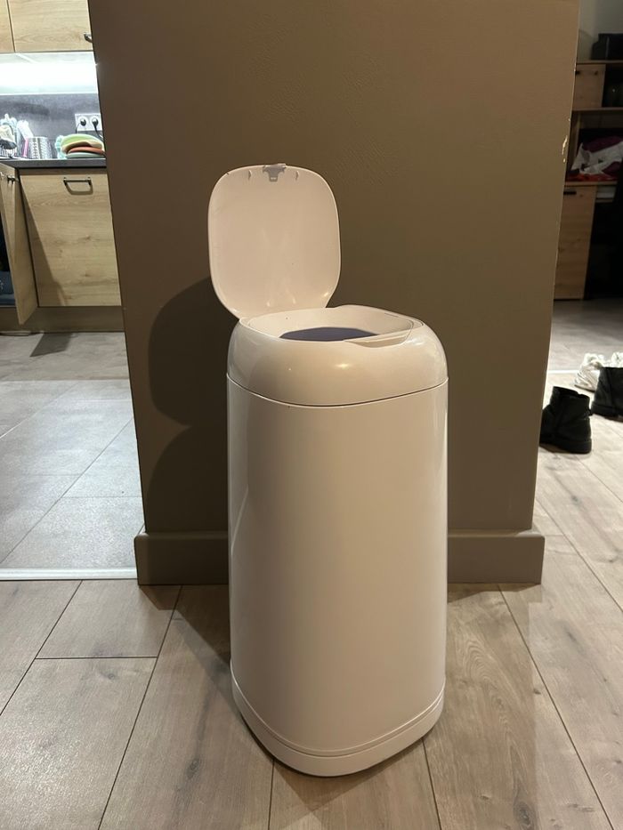 Poubelle à couches - photo numéro 4