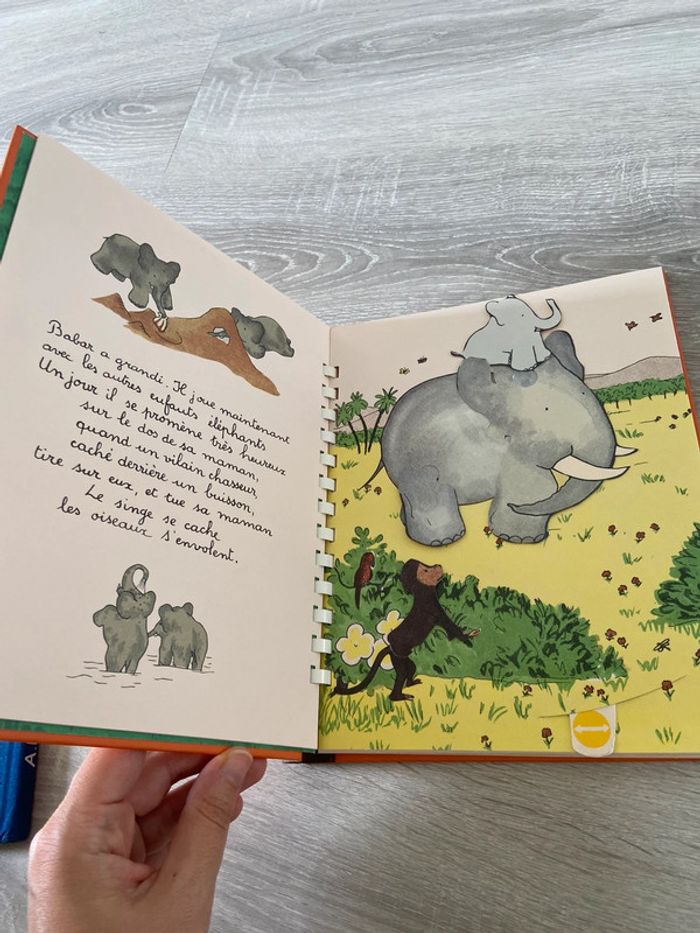 Histoire de babar livre anime le petit elephant - photo numéro 2