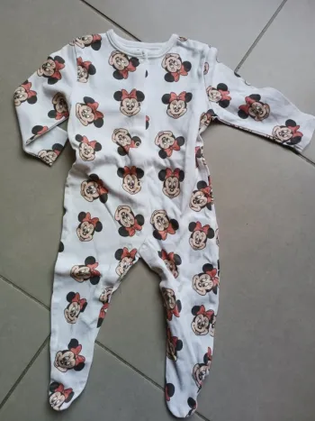 Pyjama taille 6/9 mois