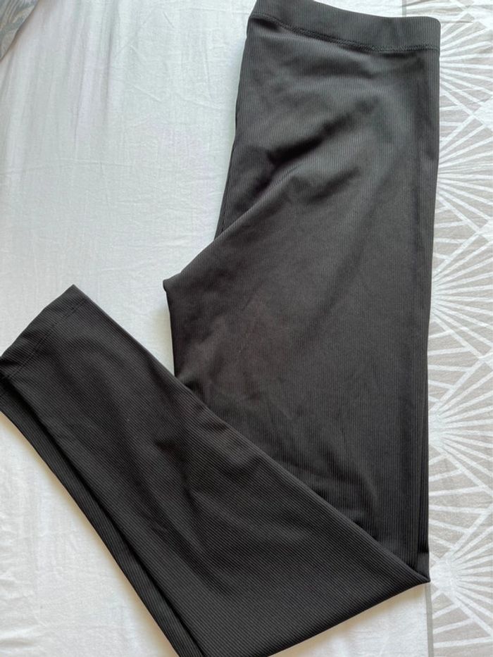 Legging noir - photo numéro 4