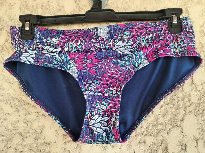Slip de Bikini 👙 taille 42-44 - photo numéro 4