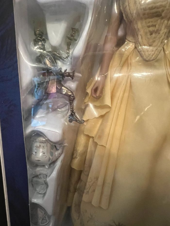 Poupée Disney la belle et la bête - photo numéro 7