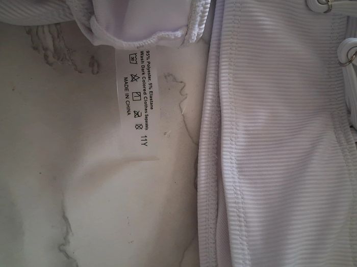 Maillot fille  11 ans - photo numéro 3