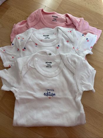 Lot de 3 bodys 12 mois