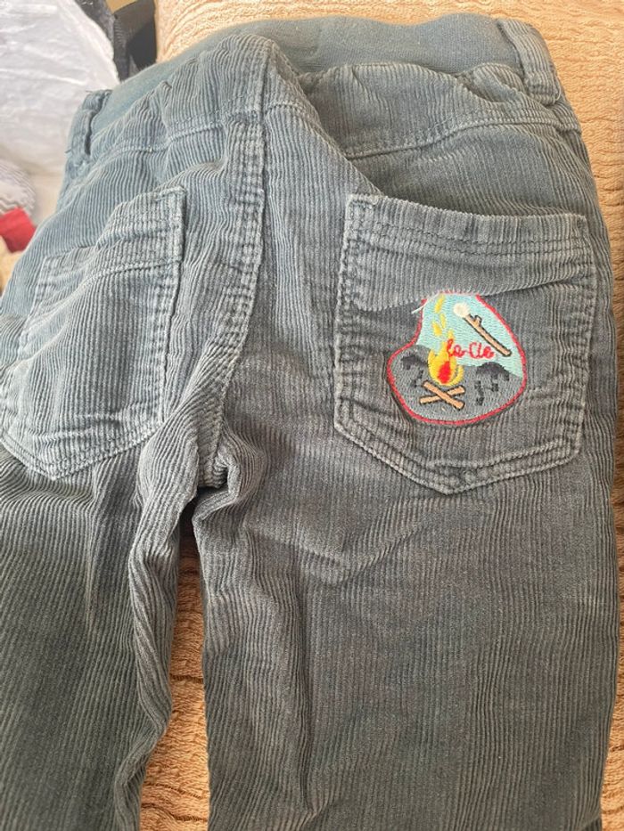 Lot pantalon 12 mois - photo numéro 2