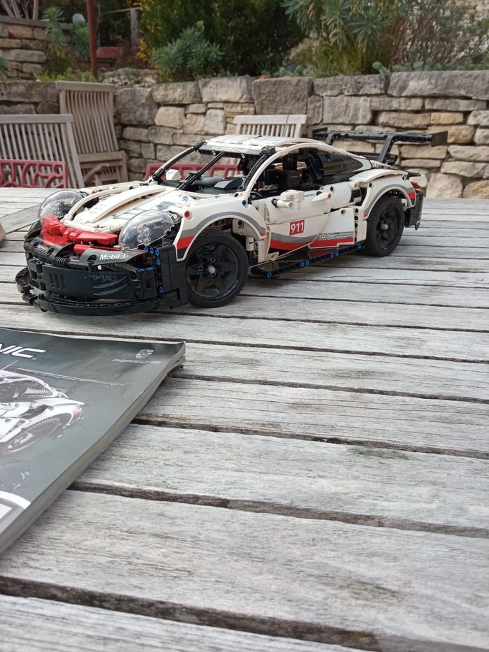 Porsche 911 RSR 42096 Lego - photo numéro 3