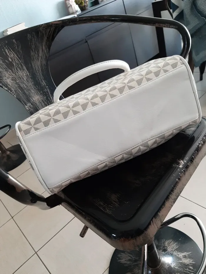 Sac à main crème ou marron - photo numéro 7