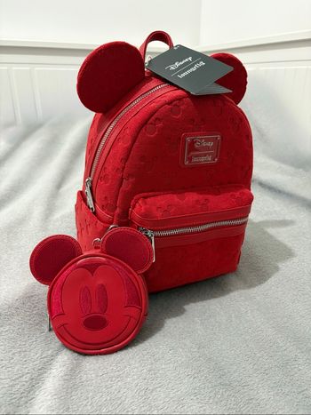 sac à dos loungefly avec son porte-monnaie mickey rouge neuf