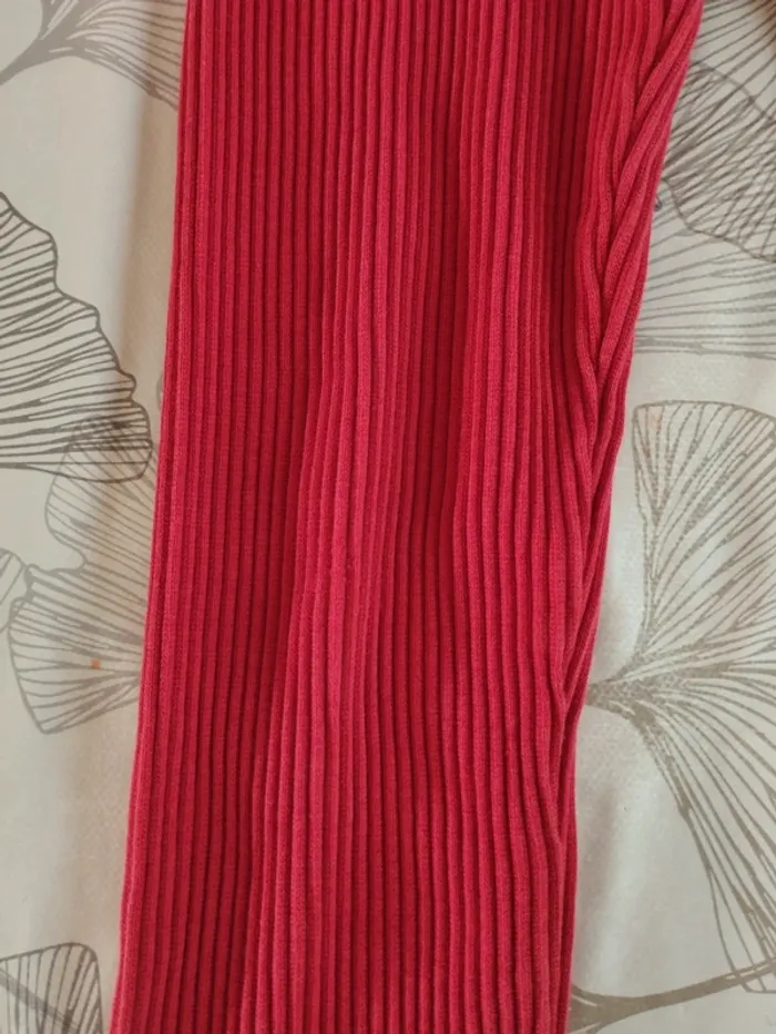 Legging rouge H&M 8 ans - photo numéro 2