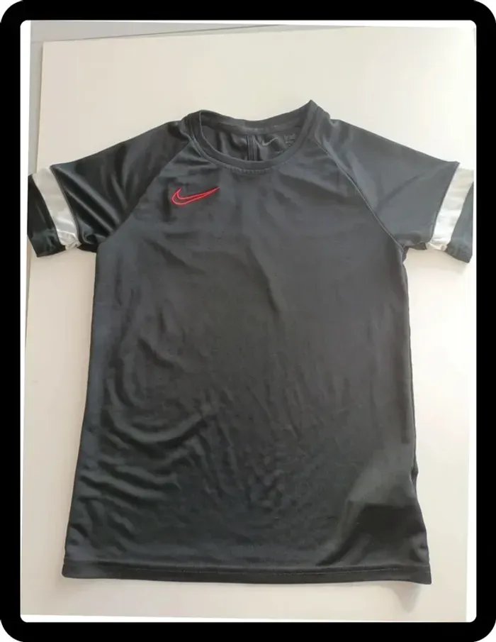T shirt nike