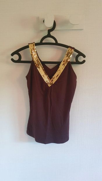 Top sequin doré