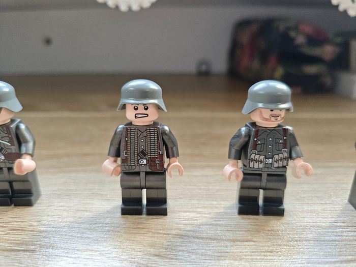 Figurine soldats allemands - photo numéro 3