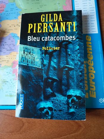 Livre bleu catacombes