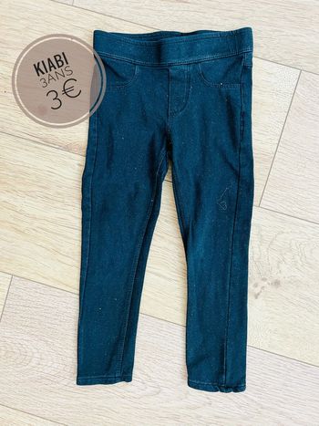 Legging Kiabi noir en 3ans