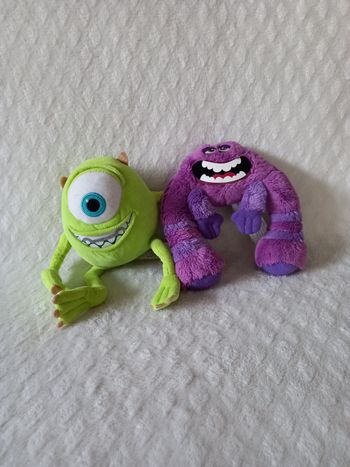 2 peluches Monstre  et Compagnie 