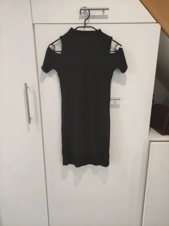 Robe noir