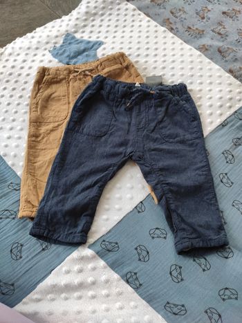 Deux pantalons 68 cm
