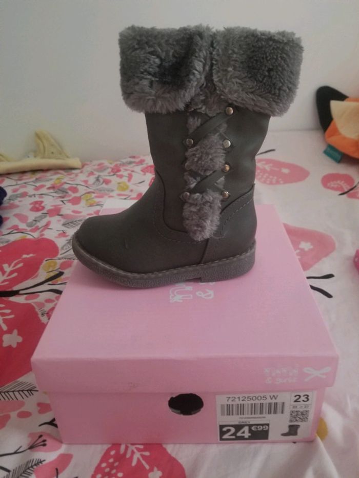 Bottes fourrées 23