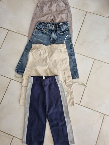 Lot 4 pantalons 18 mois 