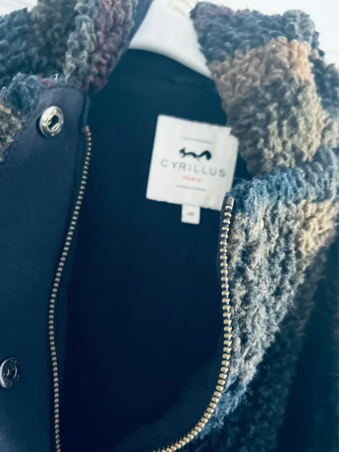 Jolie manteau hiver duveteux Cyrillus 10ans - photo numéro 3