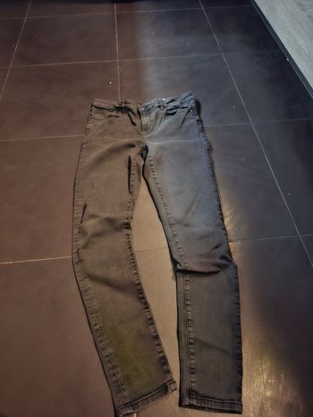Jean noir skinny taille 40