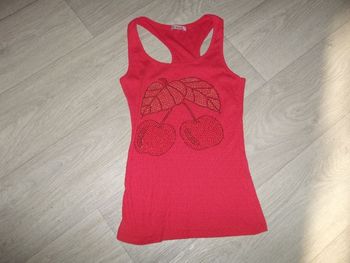 Top débardeur RECKON rouge et cerises strass taille S/M TBE