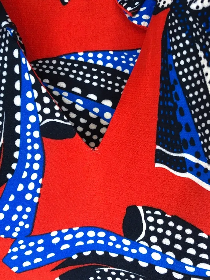 Robe à volants rouges à motifs noeuds Claudie Pierlot taille 38 - photo numéro 7